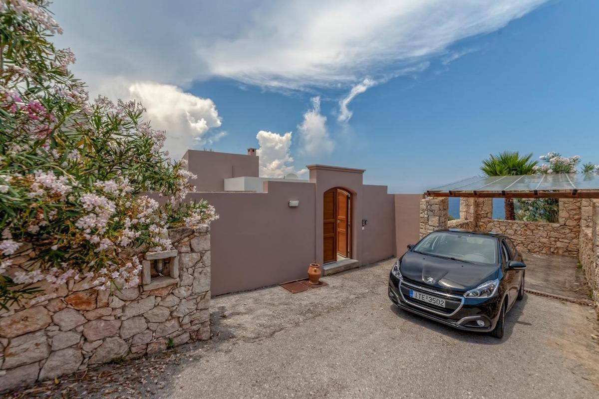 Karena Seaview Villa Gerani  Luaran gambar
